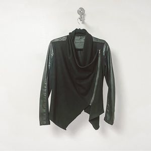 Blank NYC Vegan Leather Winter Casual Chic‎ Asymmetrical Zip Drape Jacket Black